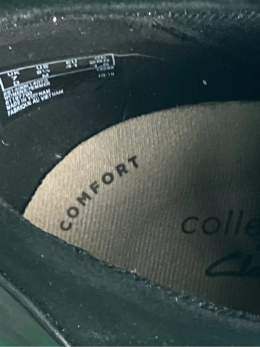 Clarks 9.5 M  Black Lace-Up Platform Casual Shoes with White Sole